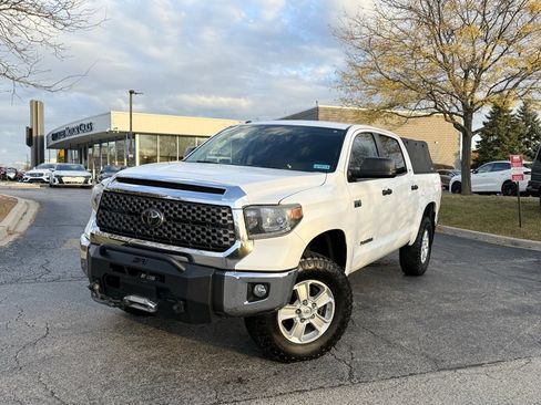 Used 2018 Toyota Tundra SR5 image 2