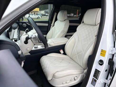 Used 2025 Genesis GV80 3.5T Prestige AWD/4WD image 23