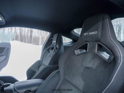 Used 2015 Ford Mustang Shelby GT350 RWD image 44