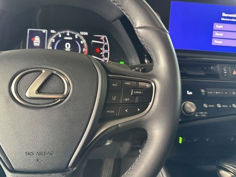 Certified 2023 Lexus ES 350 w/ Premium Package image 14