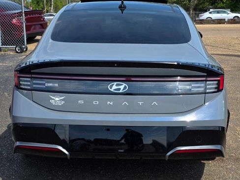 Used 2024 Hyundai Sonata SEL w/ Convenience Package FWD image 5