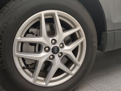 Used 2024 Ford Edge SEL image 31