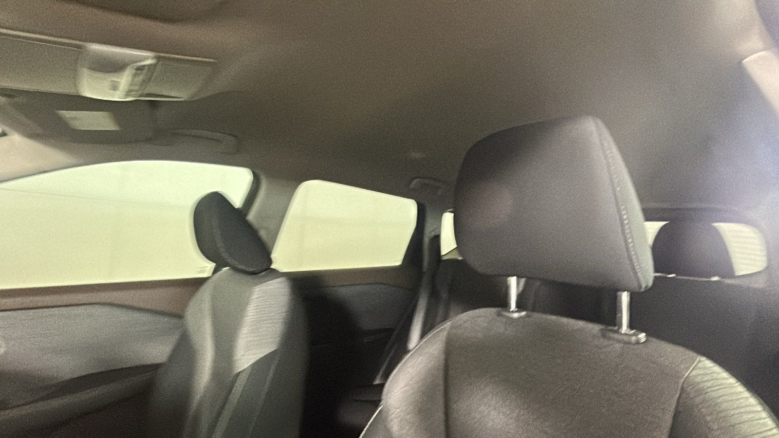 Used 2021 Nissan Rogue S FWD image 14