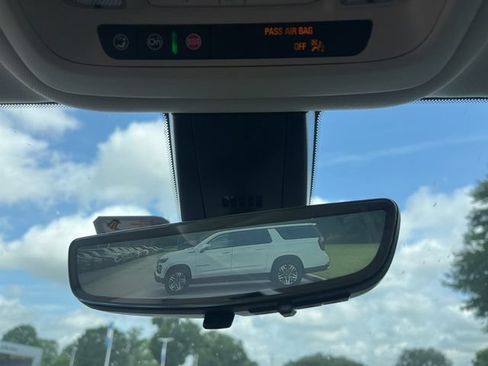 Used 2024 Cadillac XT6 Premium Luxury w/ Technology Package FWD image 35