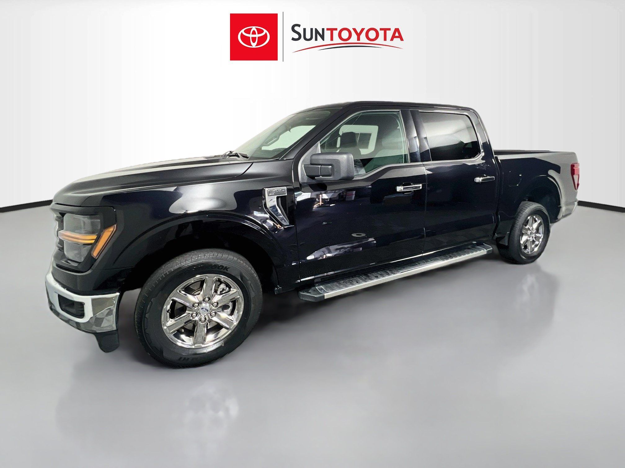 Used 2025 Ford F150 XLT w/ Equipment Group 301A Standard RWD image 9