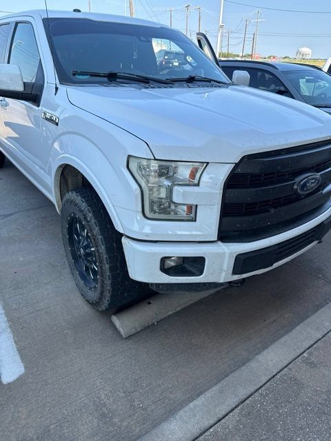 Used 2016 Ford F150 Lariat w/ Equipment Group 502A Luxury AWD/4WD image 2