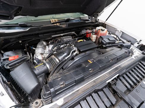 Used 2023 Chevrolet Silverado 2500 LTZ w/ LTZ Plus Package image 37