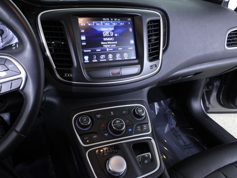 Used 2015 Chrysler 200 C w/ Navigation & Sound Group I image 20