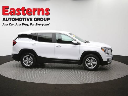 Used 2024 GMC Terrain SLE FWD image 45