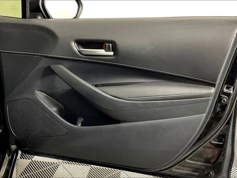 Used 2019 Toyota Corolla SE image 23