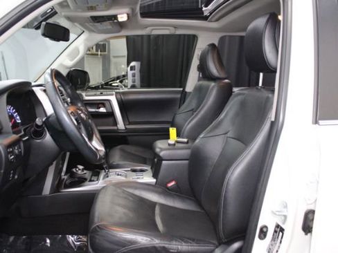 Used 2016 Toyota 4Runner Limited image 12