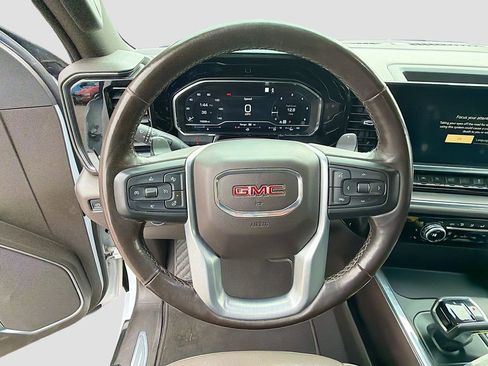 Used 2023 GMC Sierra 1500 SLT w/ SLT Convenience Package image 39