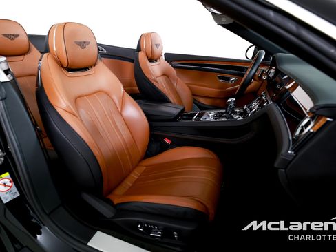 Used 2021 Bentley Continental GT image 22