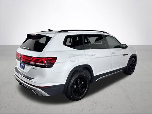 New 2026 Volkswagen Atlas Peak Edition AWD/4WD image 6