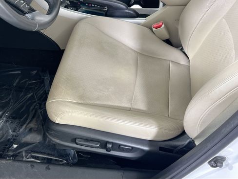 Used 2017 Honda Accord EX-L image 18