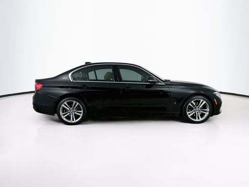 Used 2018 BMW 330e RWD image 10