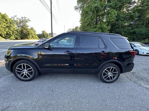 Used 2016 Ford Explorer Sport w/ Equipment Group 401A AWD/4WD image 8