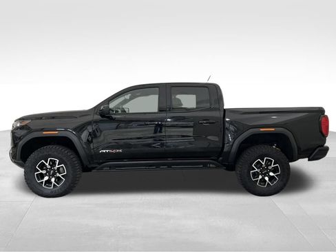 Used 2024 GMC Canyon AT4X AWD/4WD image 2