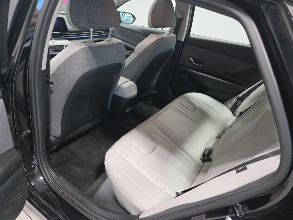Used 2024 Hyundai Elantra Limited FWD image 24