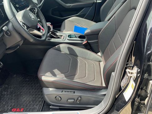 Used 2023 Volkswagen Jetta GLI Autobahn image 20
