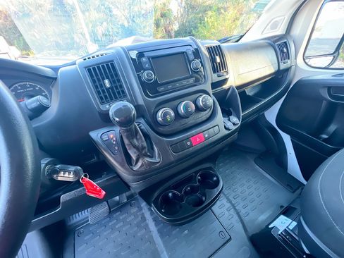 Used 2021 RAM ProMaster 2500 image 24