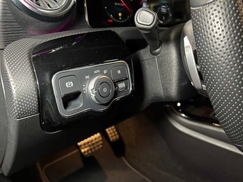 Used 2023 Mercedes-Benz CLA 250 4MATIC image 26