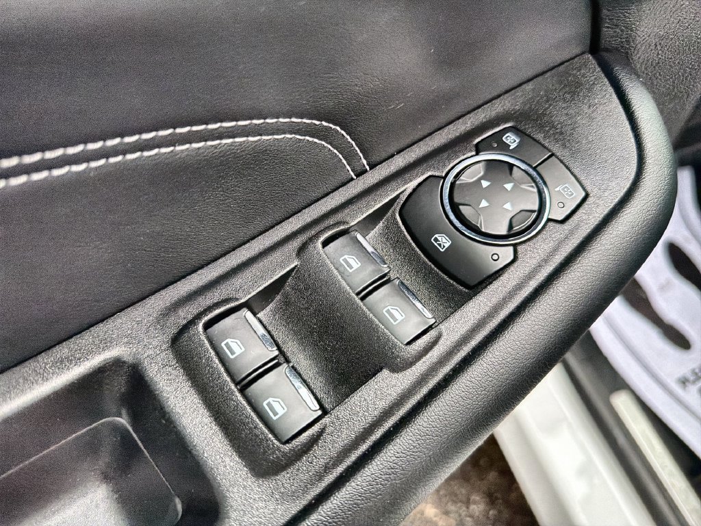 Used 2024 Ford Edge Titanium AWD/4WD image 15