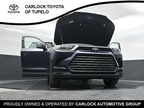 Used 2024 Toyota Grand Highlander XLE image 43