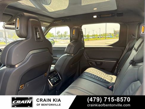 Used 2022 Rivian R1T Adventure AWD/4WD image 23