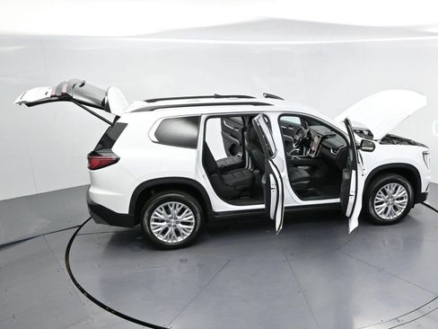 Used 2024 GMC Acadia Elevation w/ Luxury Package FWD image 45