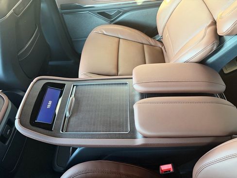 New 2025 Lincoln Navigator Reserve image 23