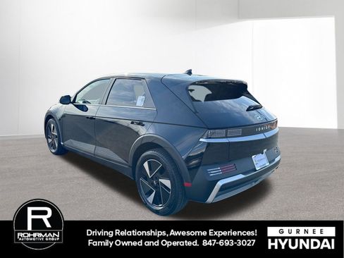 New 2026 Hyundai Ioniq 5 SE image 7