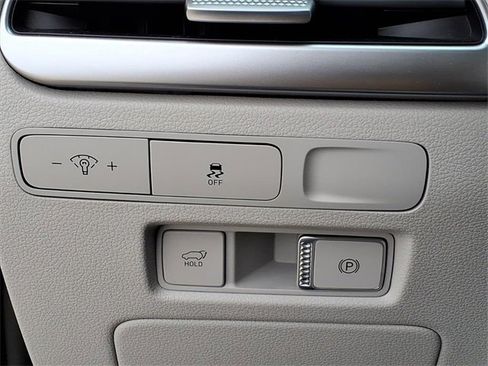 Certified 2023 Hyundai Palisade Limited w/ Cargo Package image 23