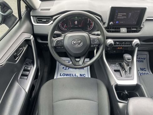 Used 2023 Toyota RAV4 LE image 11