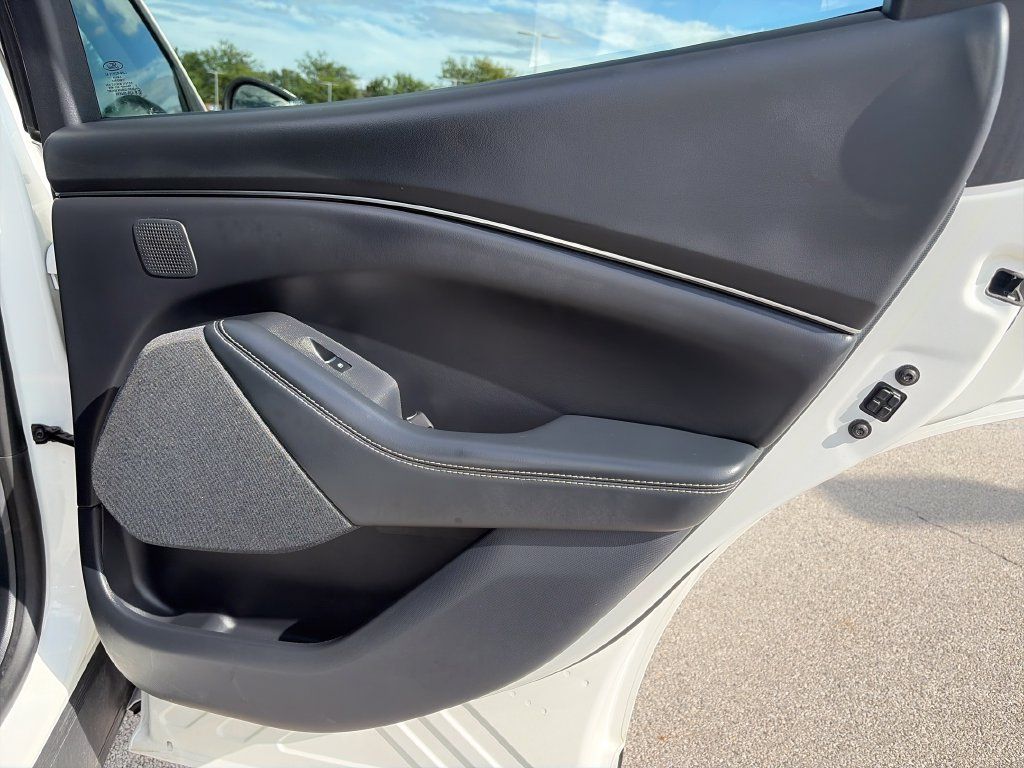 Used 2025 Ford Mustang Mach-E Premium AWD/4WD image 33