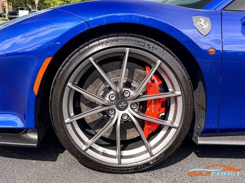 Used 2020 Ferrari 488 Pista Coupe RWD image 48