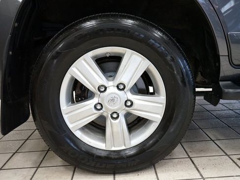 Used 2013 Toyota Land Cruiser image 63