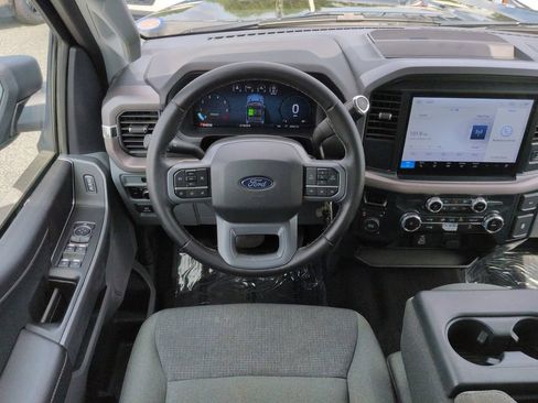 Used 2025 Ford F150 XLT w/ Equipment Group 301A Standard AWD/4WD image 16