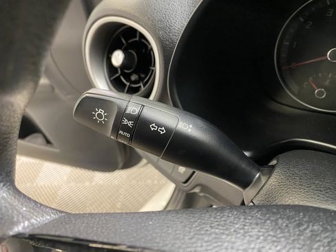 Used 2021 Kia Forte LXS image 34