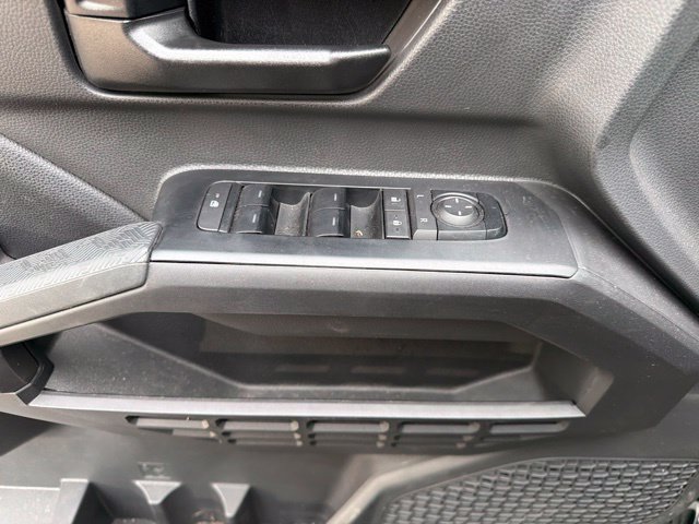 Certified 2025 Toyota Tacoma SR5 AWD/4WD image 18