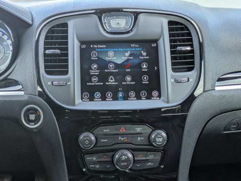 Used 2023 Chrysler 300 S RWD image 5