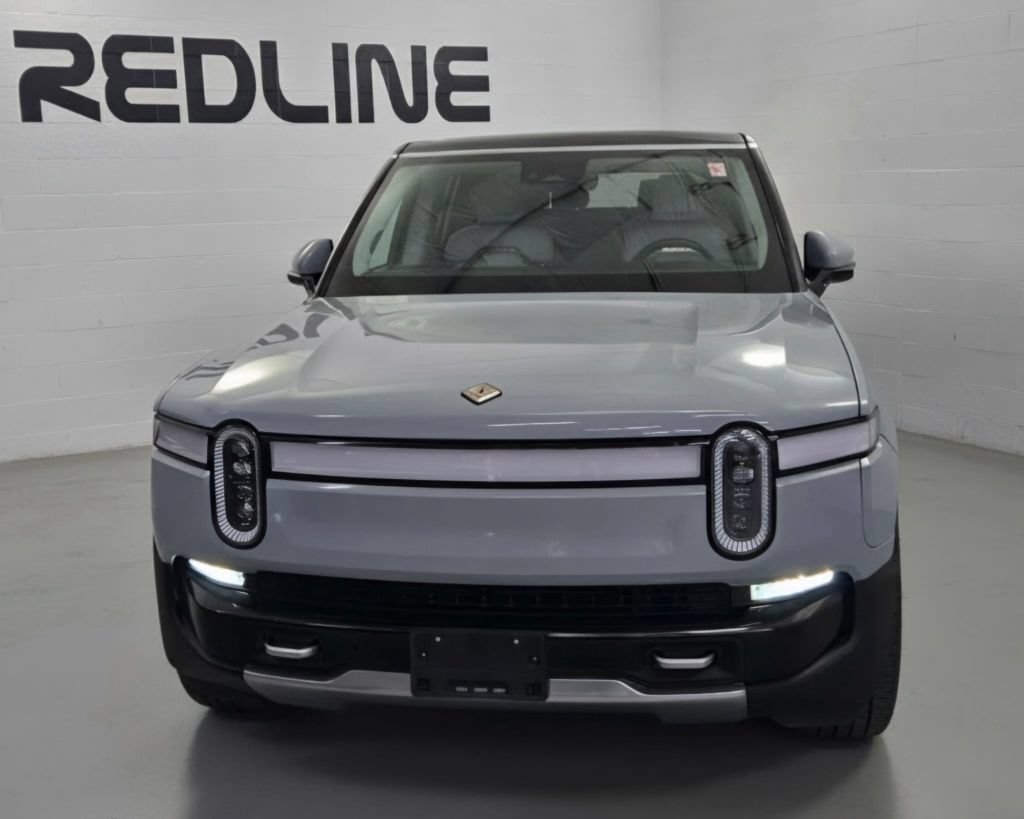 Used 2023 Rivian R1S Adventure Quad AWD/4WD image 4