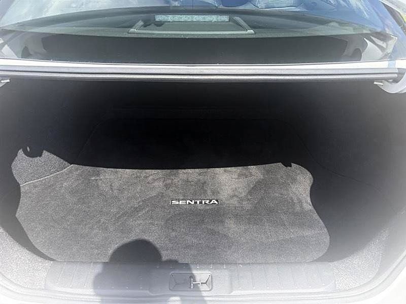 Used 2021 Nissan Sentra SR FWD image 31
