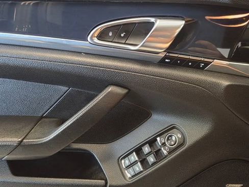 Used 2014 Porsche Panamera S RWD image 29