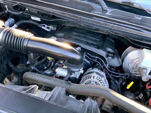 Certified 2019 RAM 1500 Limited w/ Body Color Bumper Group image 29