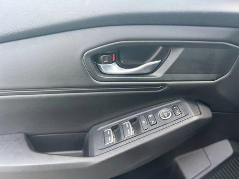 Used 2023 Honda Accord EX image 18