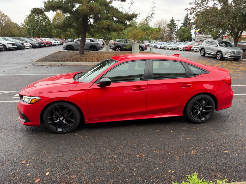 Used 2024 Honda Civic Sport image 4