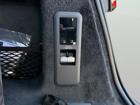 New 2026 Land Rover Range Rover Sport SE AWD/4WD image 29