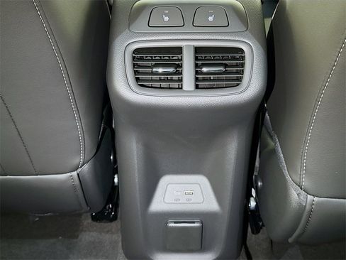 New 2026 Buick Envision Avenir image 14