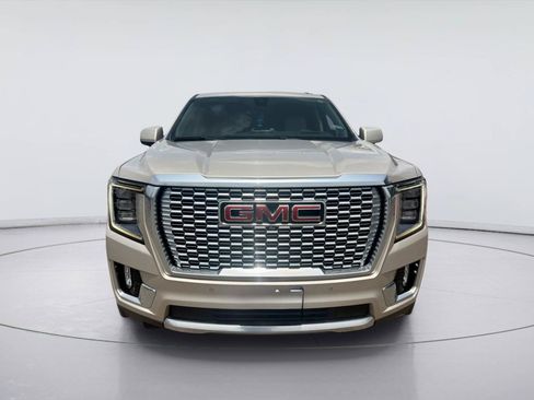 Used 2021 GMC Yukon Denali w/ Denali Ultimate Package RWD image 8